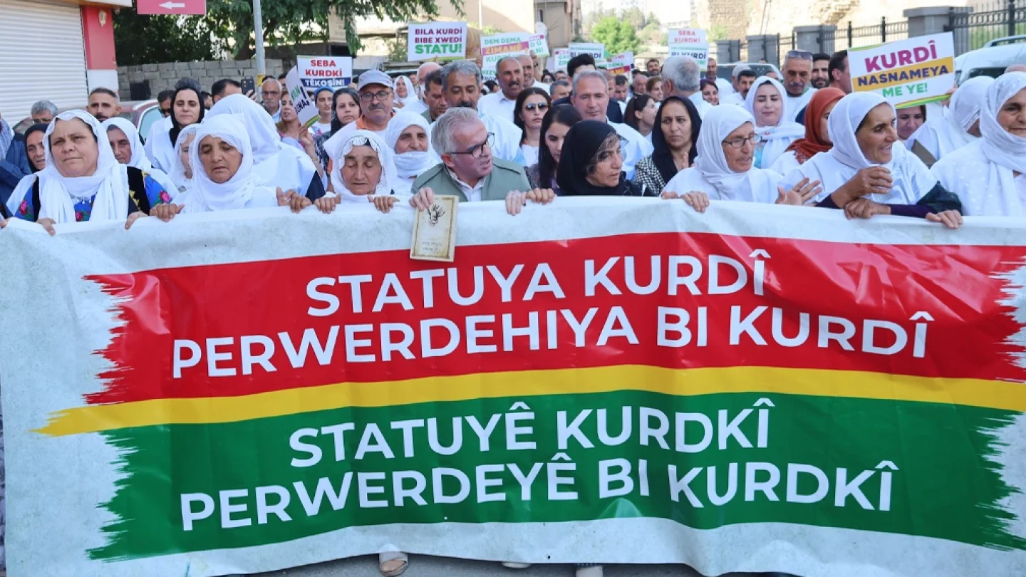 Ana dil eylem
