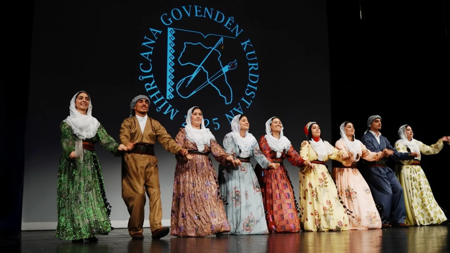 Mîhrîcana Govendên Kurdistanê/ foto: Deniz BABİR