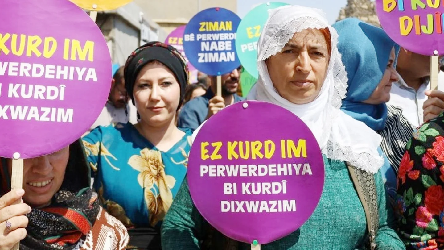 Ana dil eylem