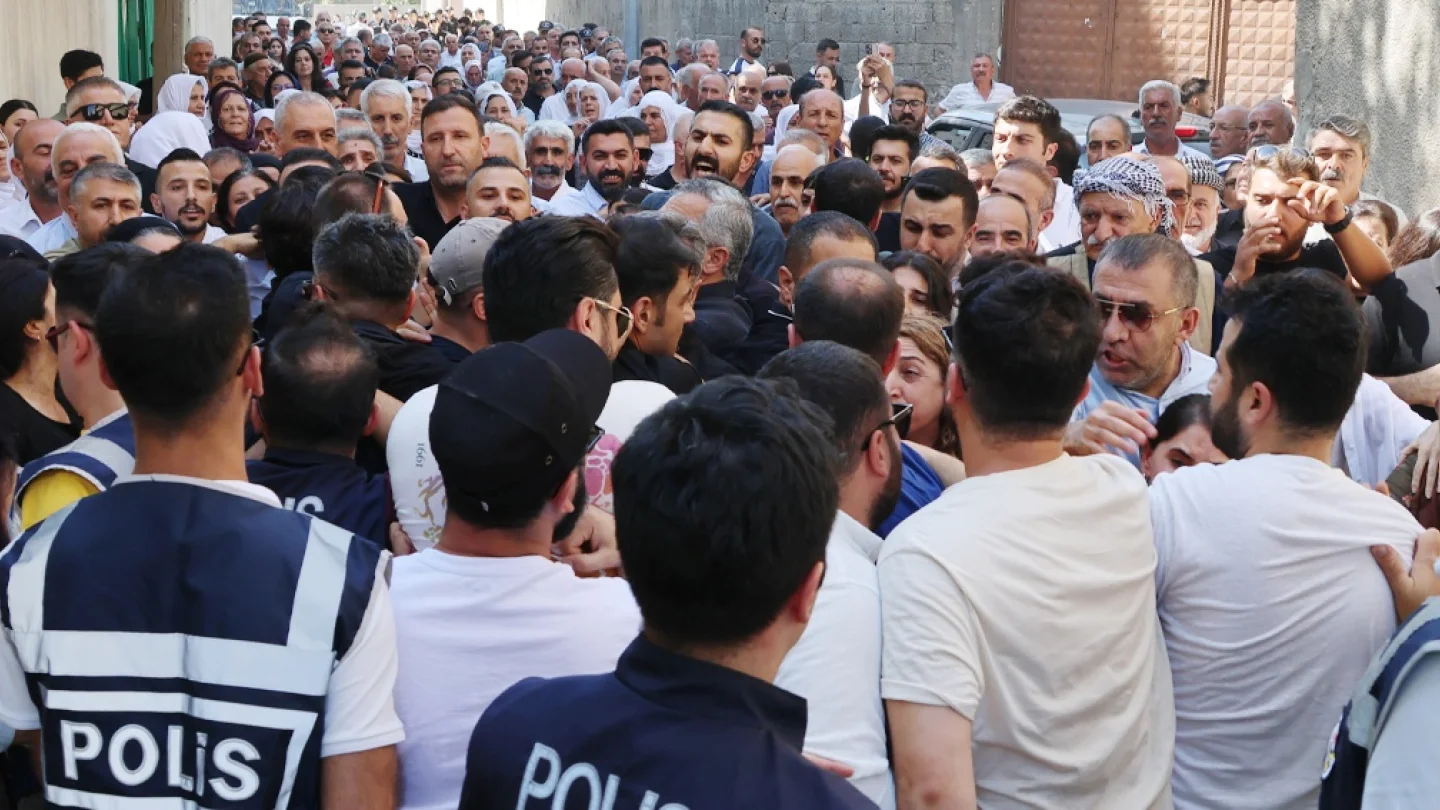 Cenaze saldırı
