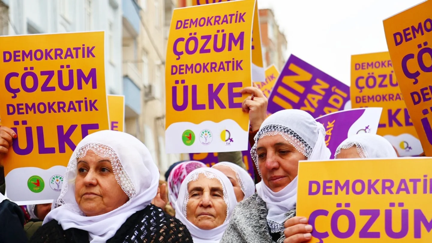 Demokrasi eylemi