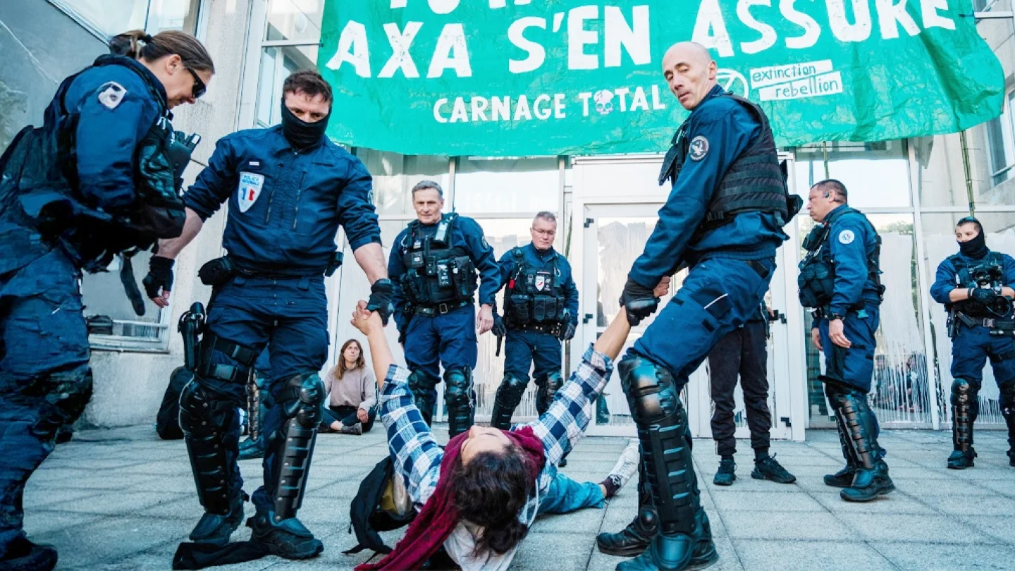İklim aktivistleri gözaltı/ foto:AFP