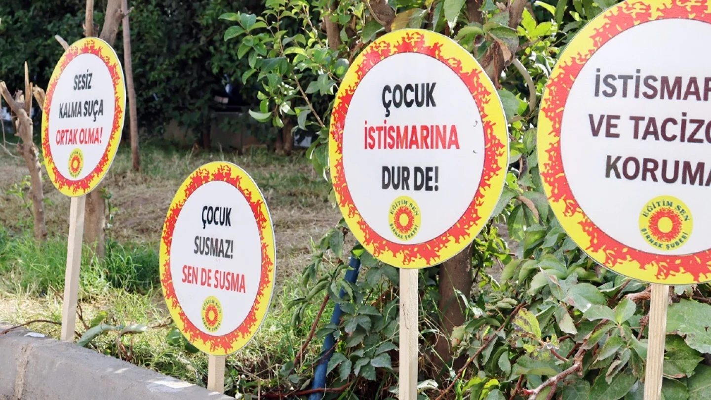 Çocuk istismarı
