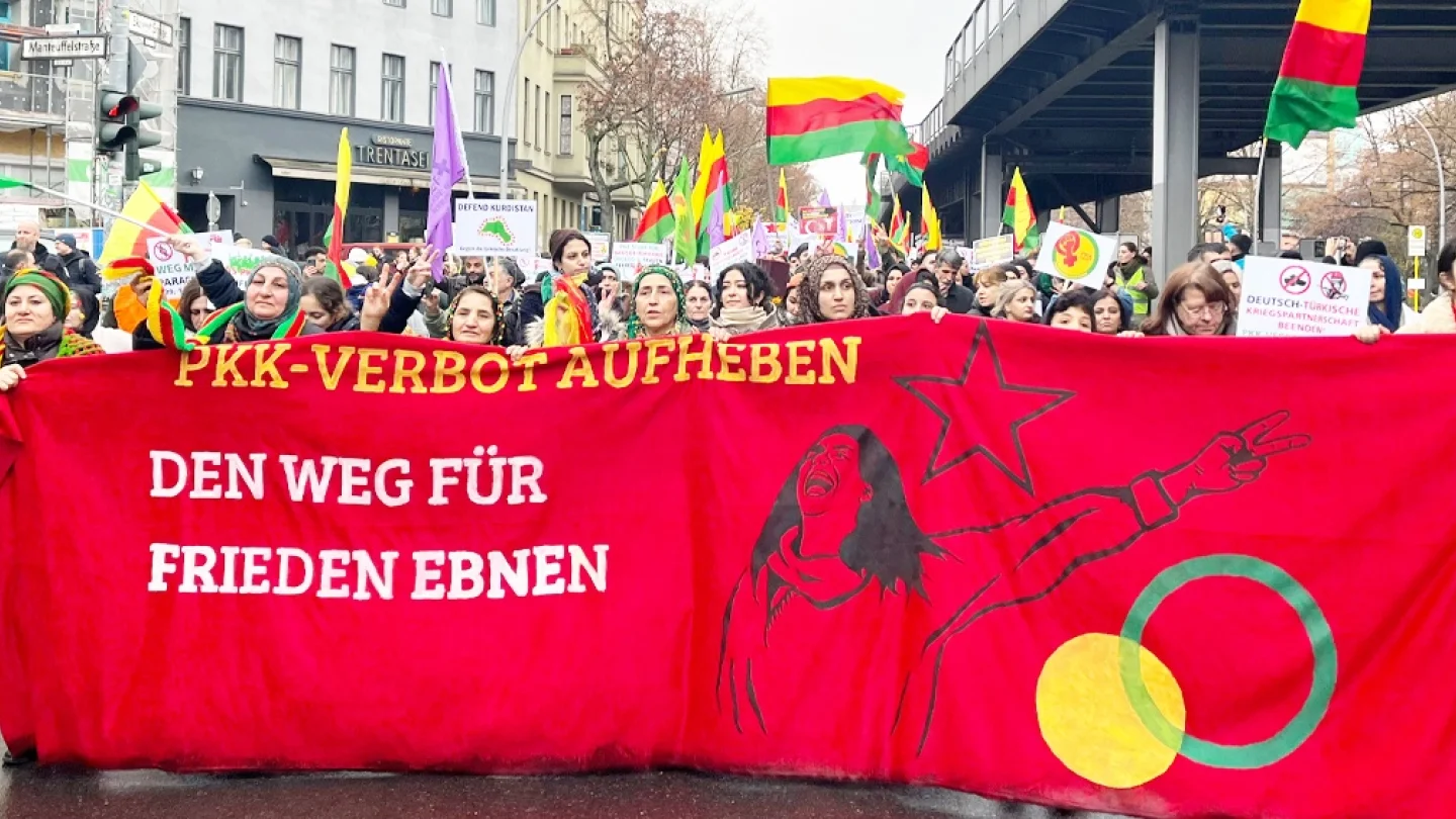 PKK yasağı protesto