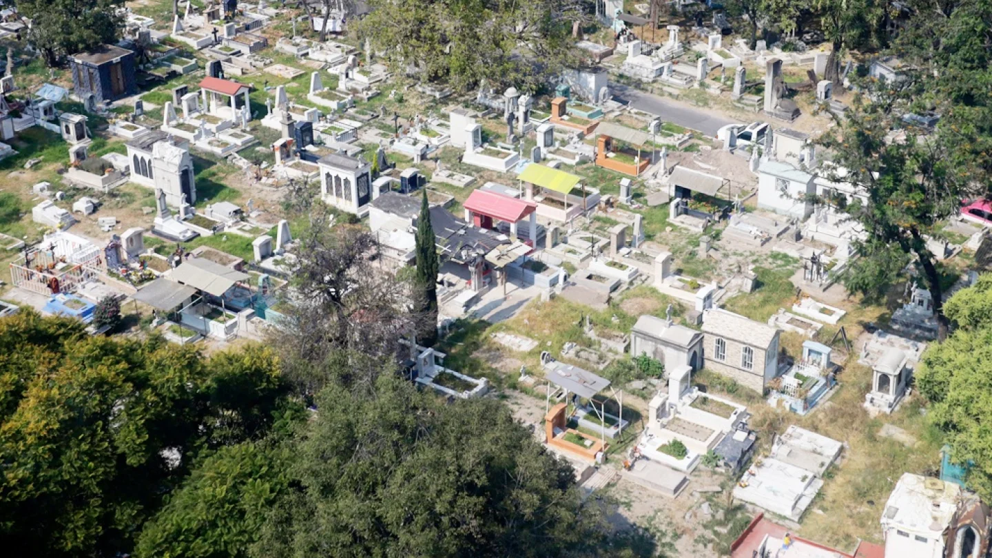 Dolores toplu mezarlığı /foto:AFP