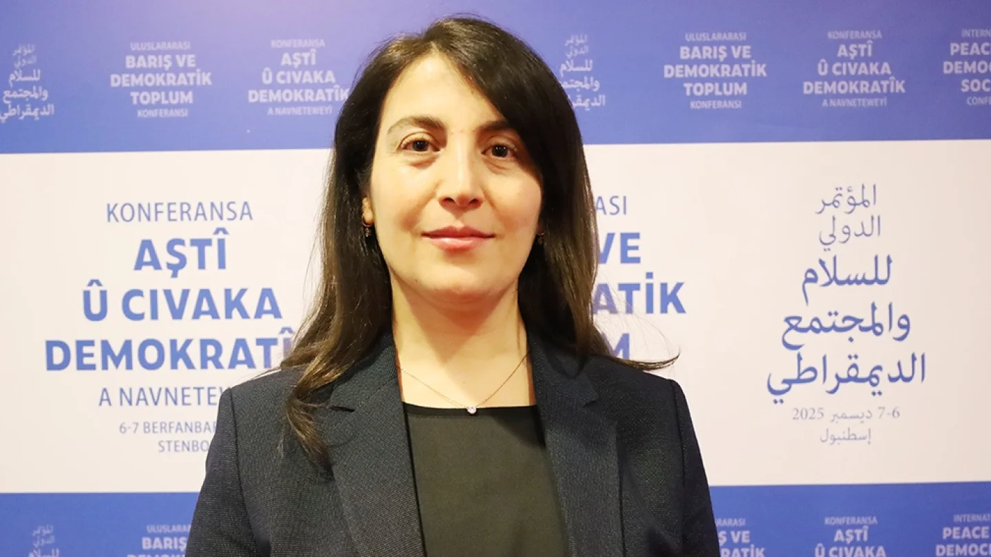 Amina Zikri