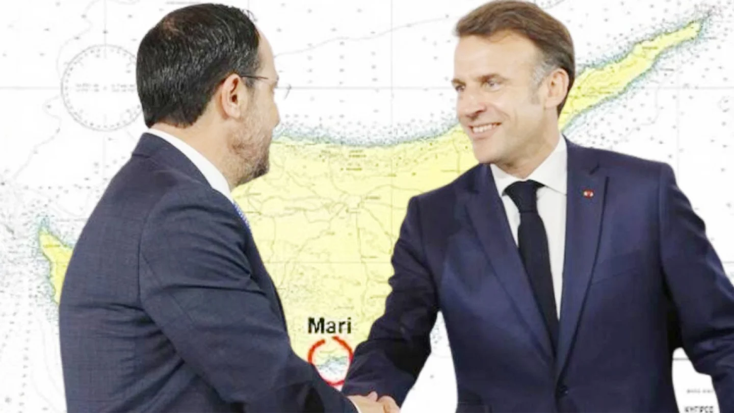 Nikos Hristodulidis ve Emmanuel Macron