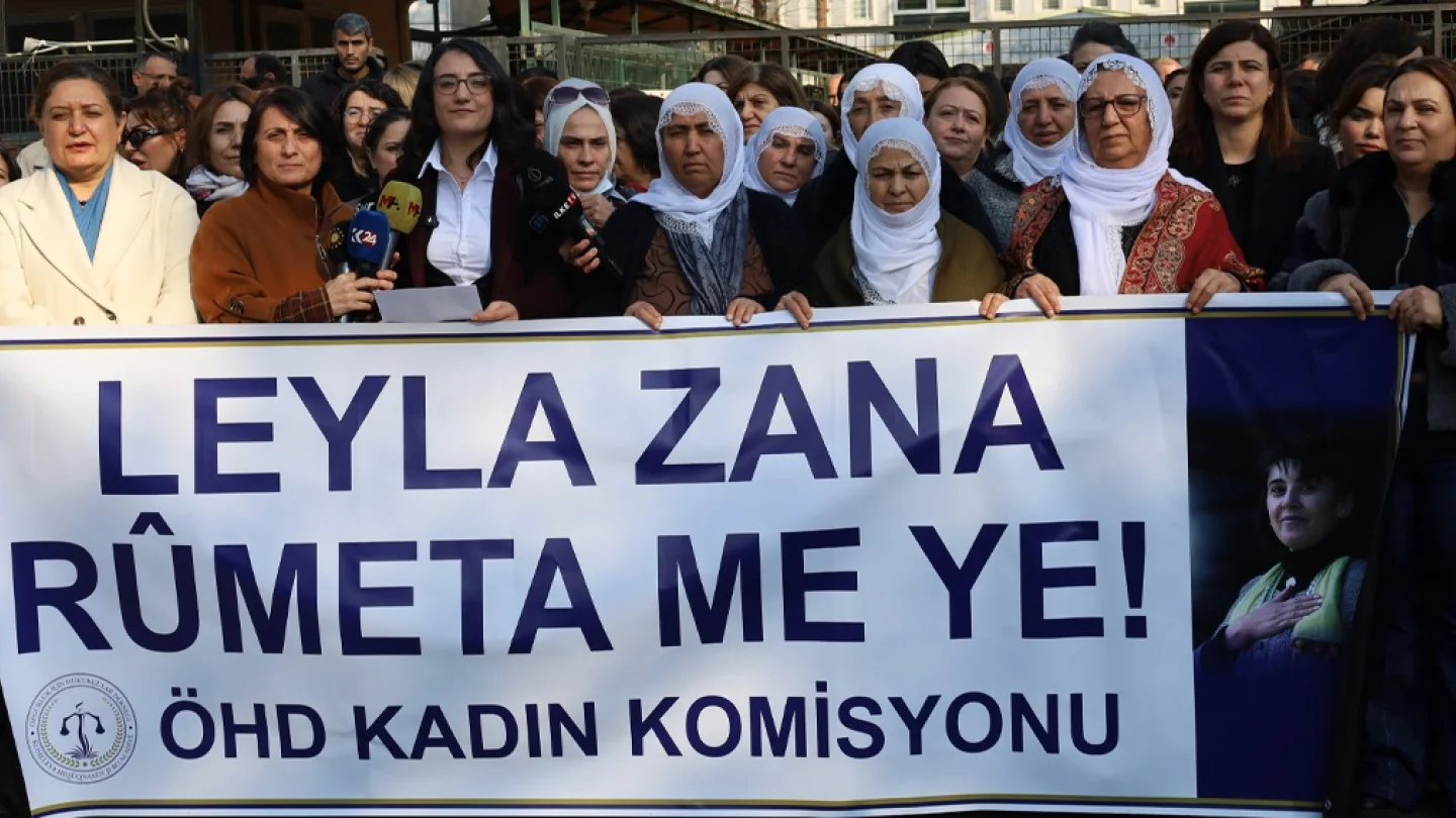 ÖHD Kadın Komisyonu'nun Leyla Zana eylemi