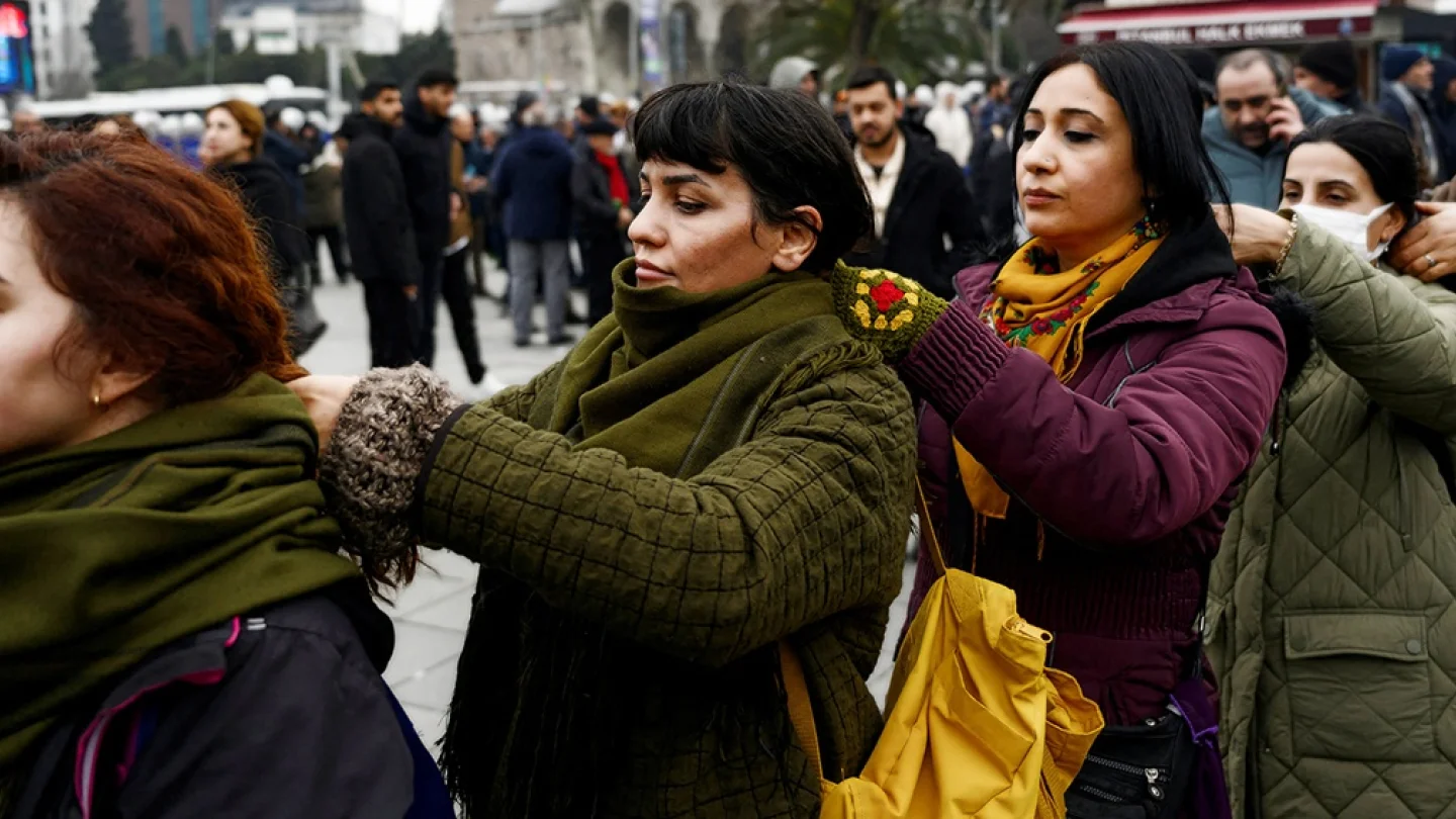 saç örme/foto:AFP