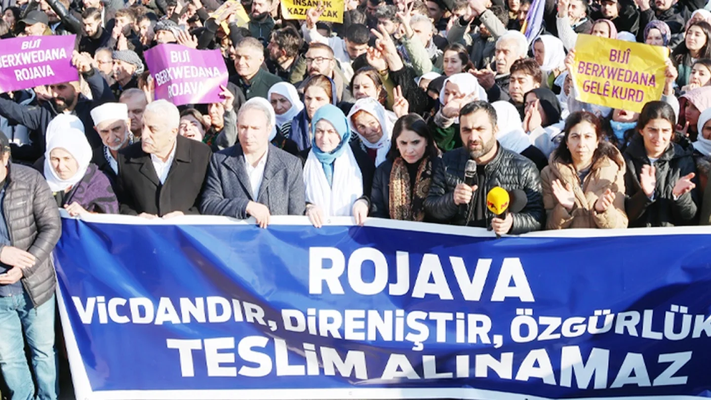 Rojava direnişi