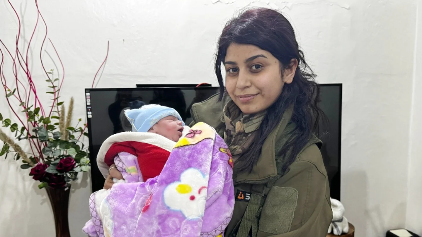 Denîz Kezî bebek
