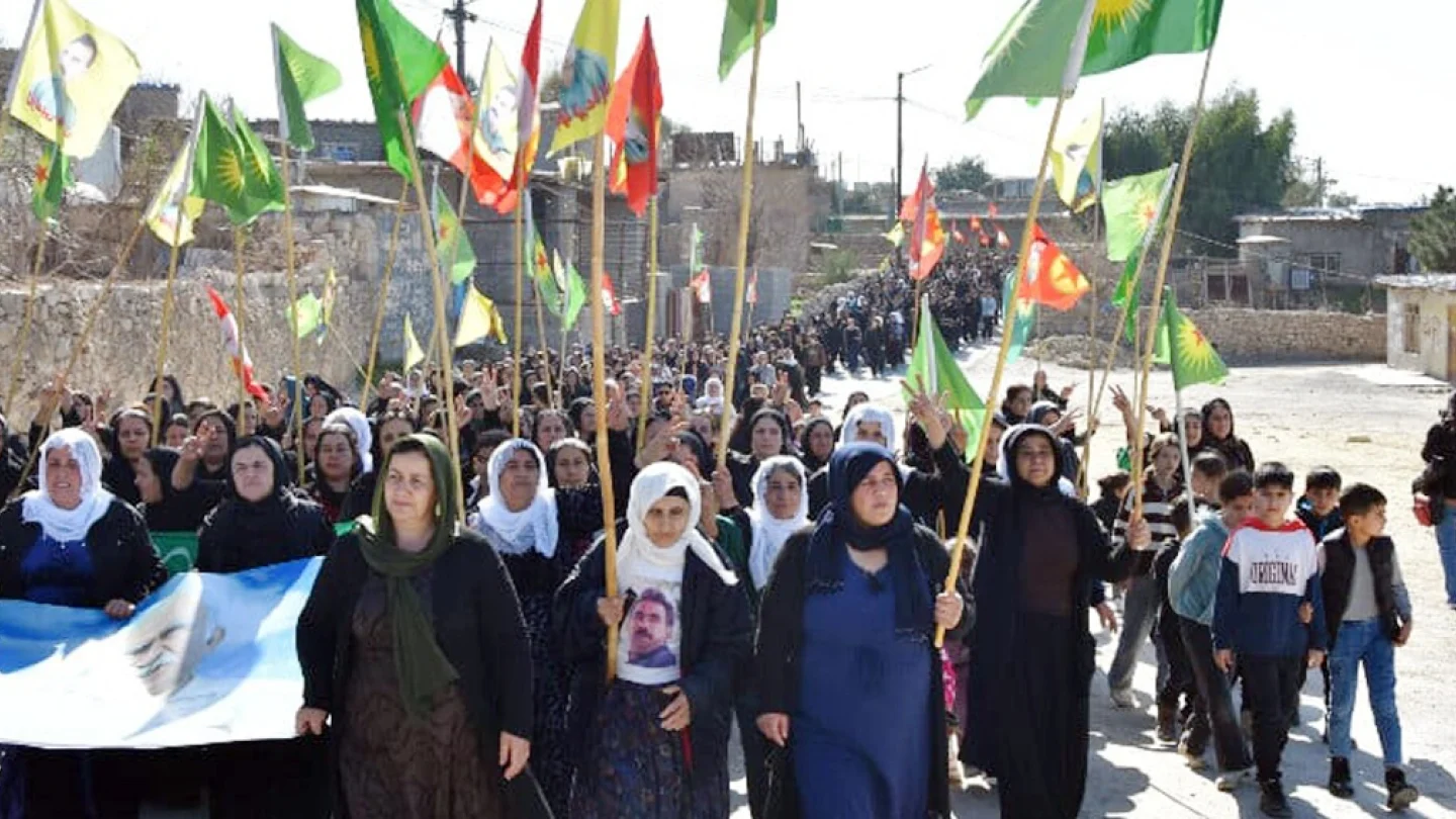 Uluslarası Komplo protesto/ Mexmûr