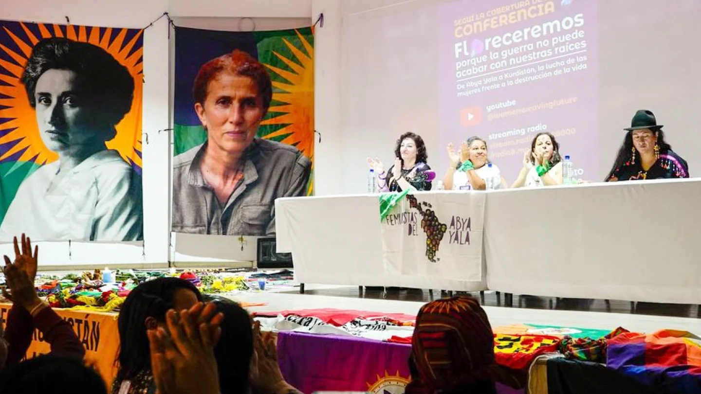 “Kadınlar Geleceği Örüyor” konferansı