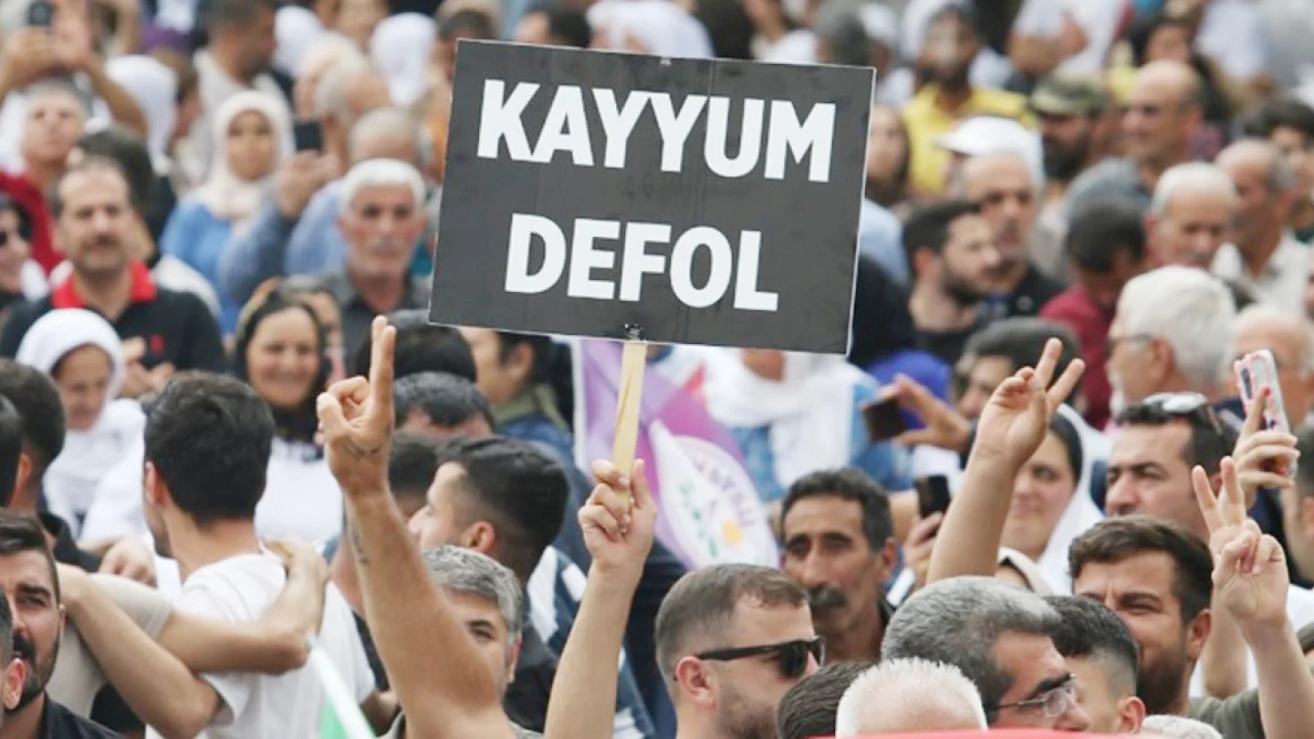 Kayyum protesto