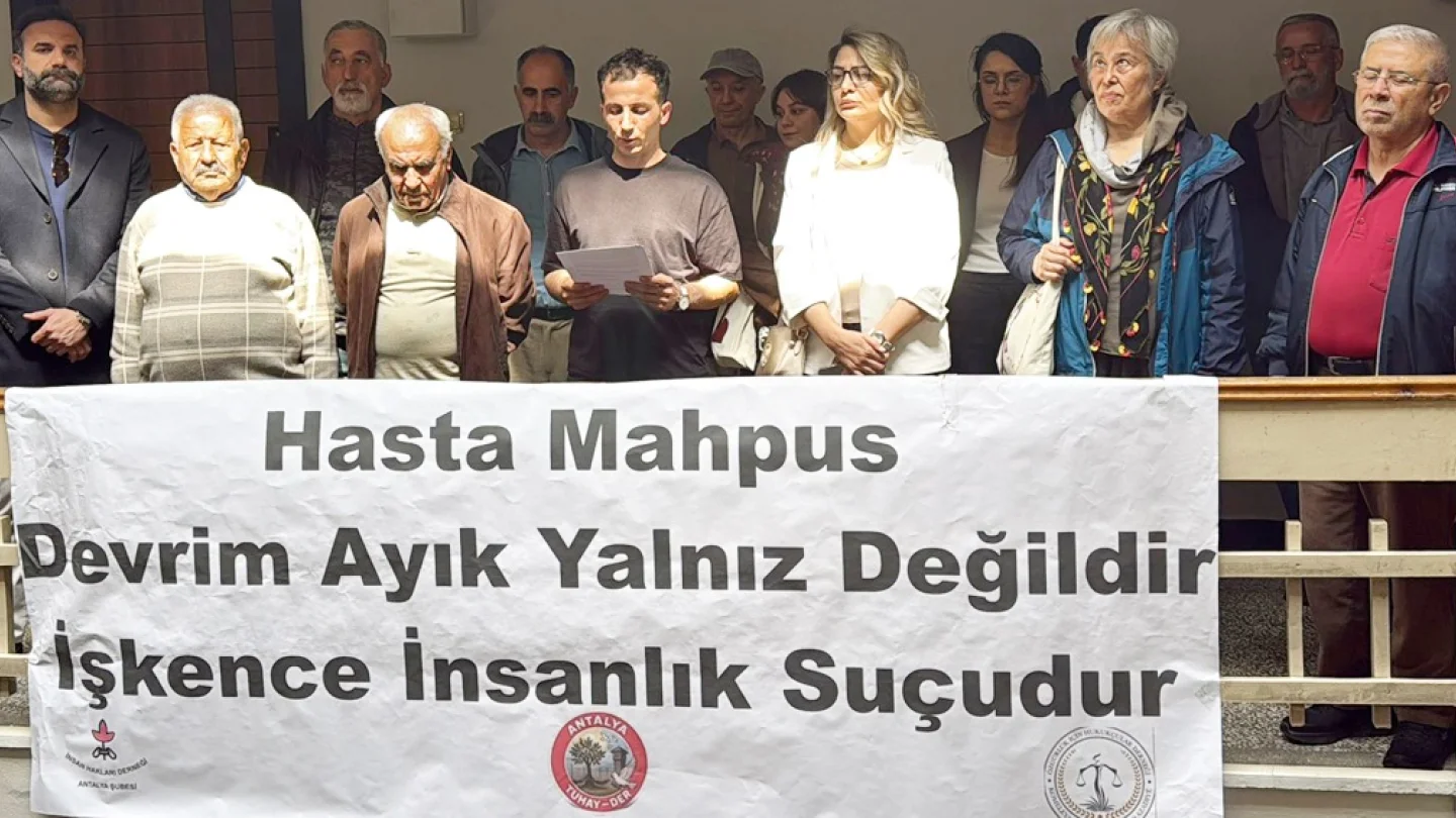 Devrim Ayık için açıklama