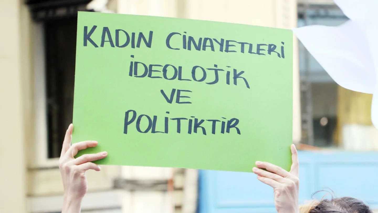 Kadın cinayetleri protesto
