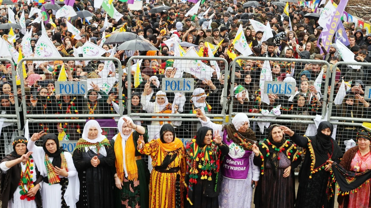 Newroz, Hezex
