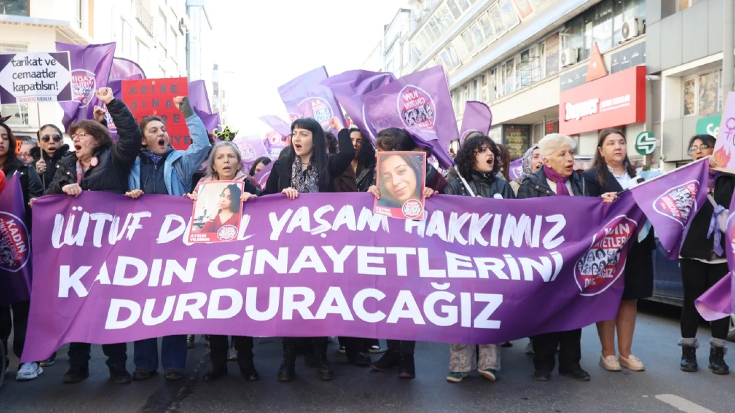 Kadın eylemleri/foto:Erdoğan ALAYUMAT
