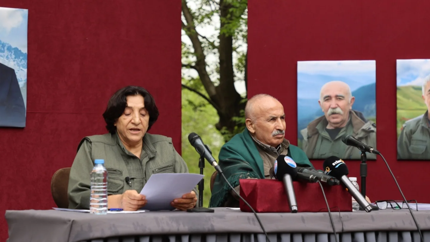 Sozdar Avesta-Mustafa Karasu