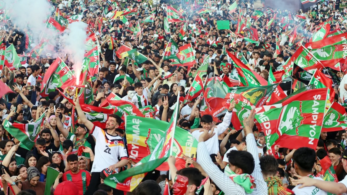 Amedspor/kutlama