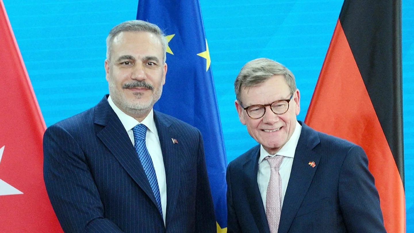 Hakan Fidan ve Johann Wadephul/foto:AFP