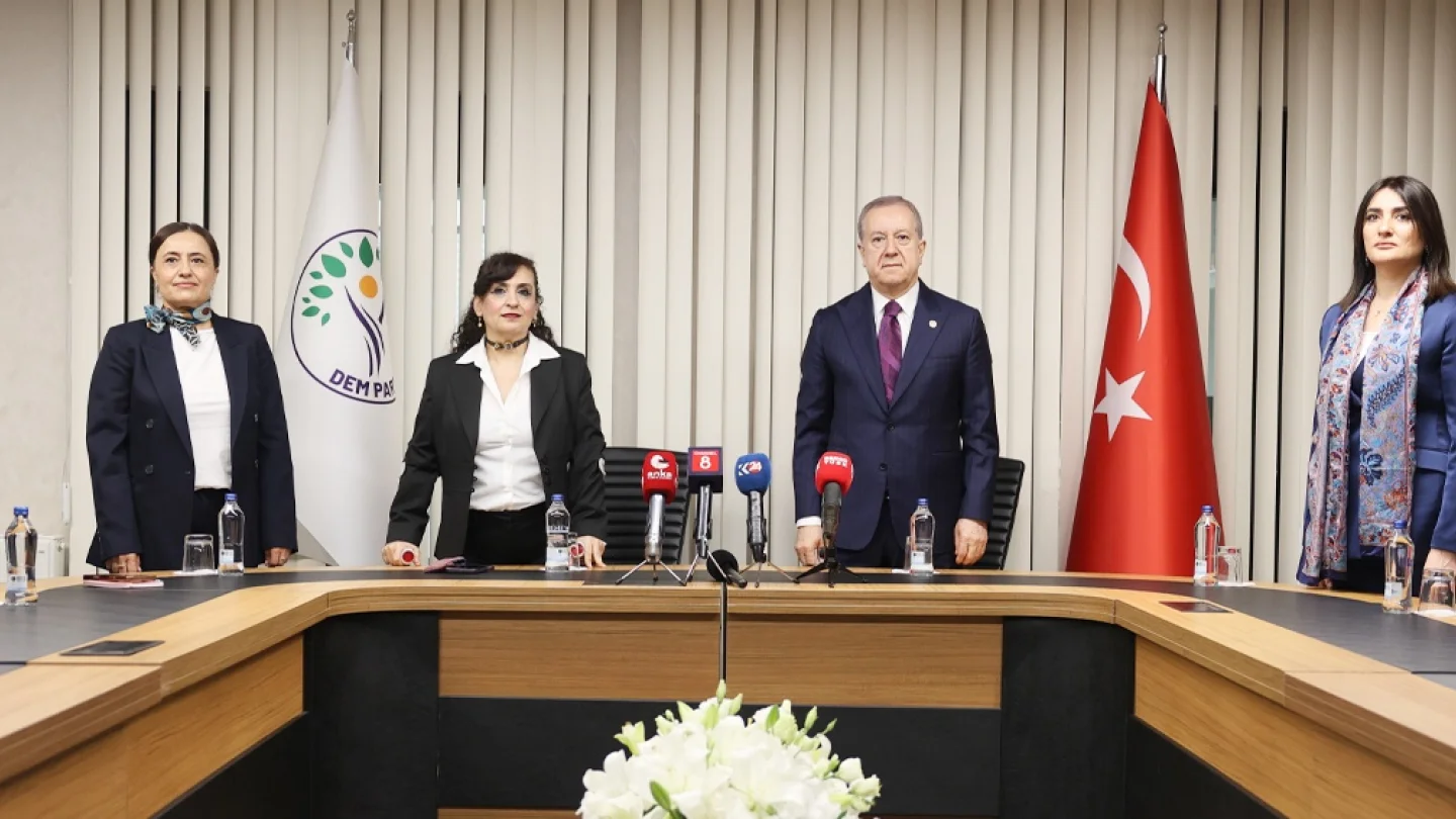 DEM Parti ve MHP bayramlaşması