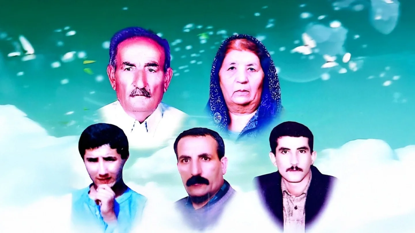 Baba İsmail Göksungur, anne Ayşe Göksungur. Alt sırada soldan sağa: Şehitler Bektaş Göksungur (Yado), Hasan Göksungur (Veli Azad/Dozer) ve Nasır Göksungur (Firaz).