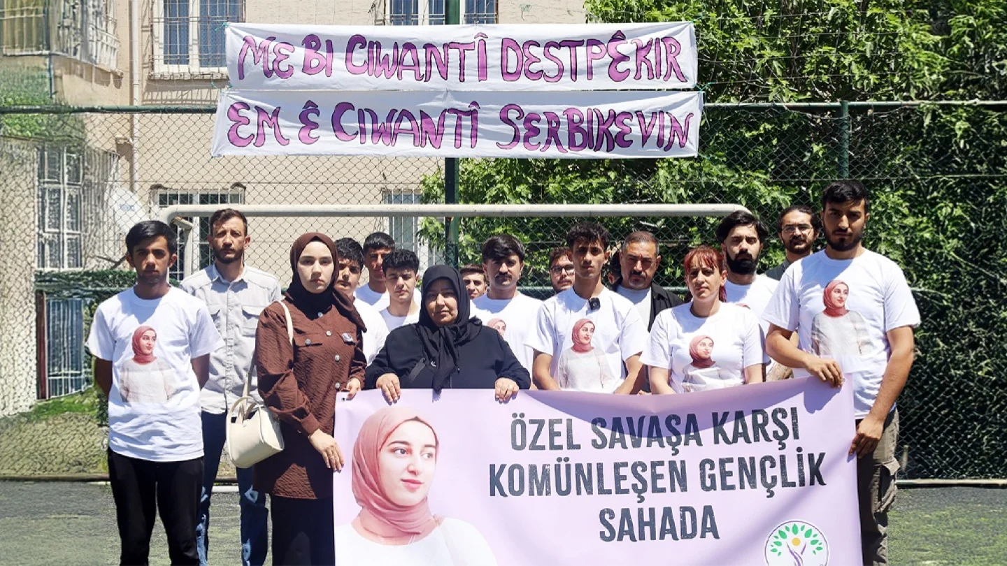 Rojin Kabaiş Futbol-Voleybol Turnuvası