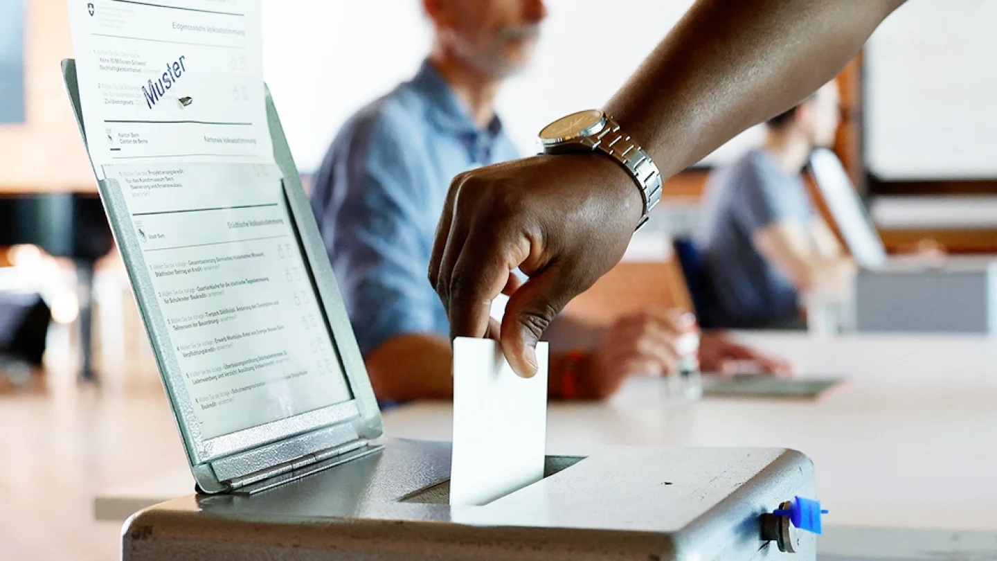 İsviçre'de referandum / foto:AFP