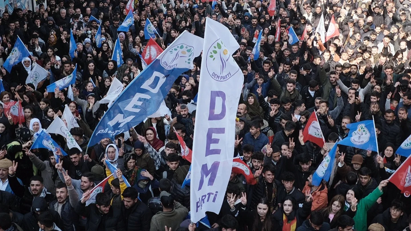 DEM Parti