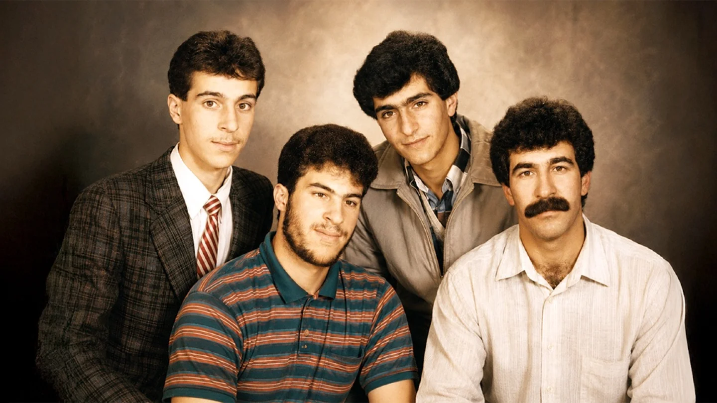 Ercan, Ayhan, Kenan ve Ali Abbas Kaya(Fotoğraflar orjinaline sadık kalınarak yapay zeka ile birleştirilmiştir)