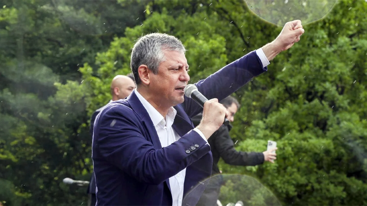 Özgür Özel