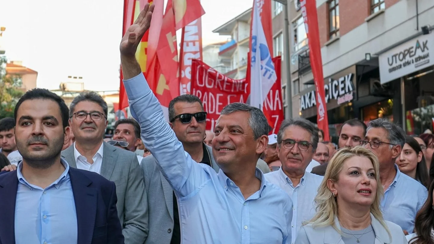 Özgür Özel