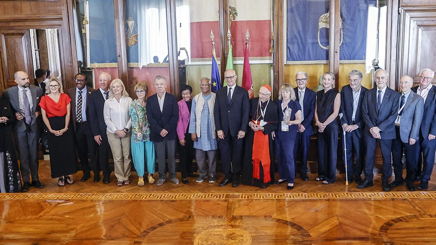 Yapay Zeka ve Nükleer Savaş Küresel Nobel Ödüllüleri Genel Kurulu/Roma/Foto:AFP