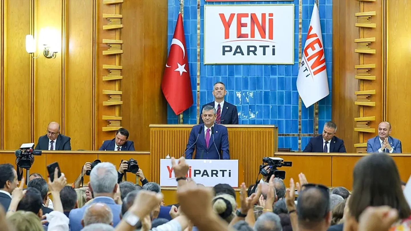 YENİ Parti