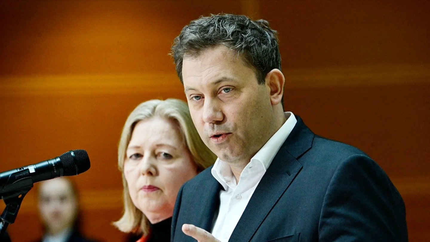 Bärbel Bas ve Lars Klingbeil/foto:AFP