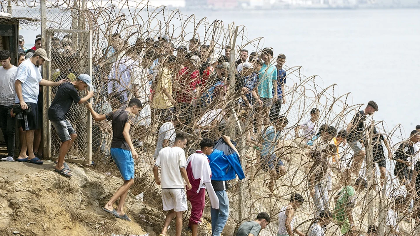Ceuta sınır/mülteci/göç/foto:AFP