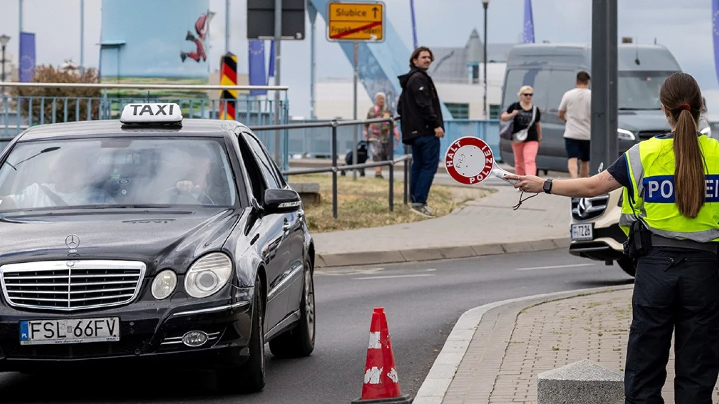 Almanya/sınır kontrol/foto:AFP