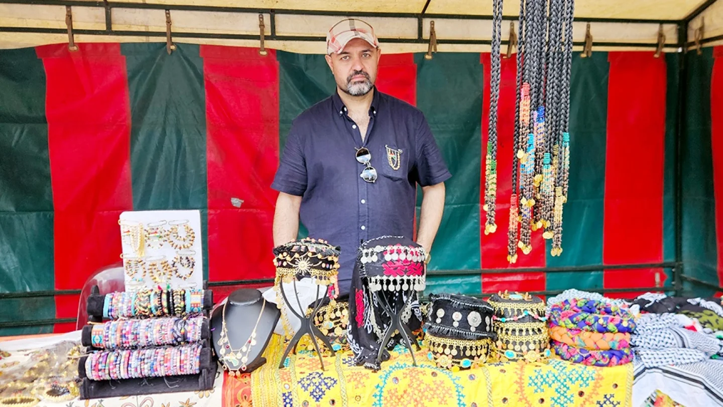  Bahoz Hozhabri