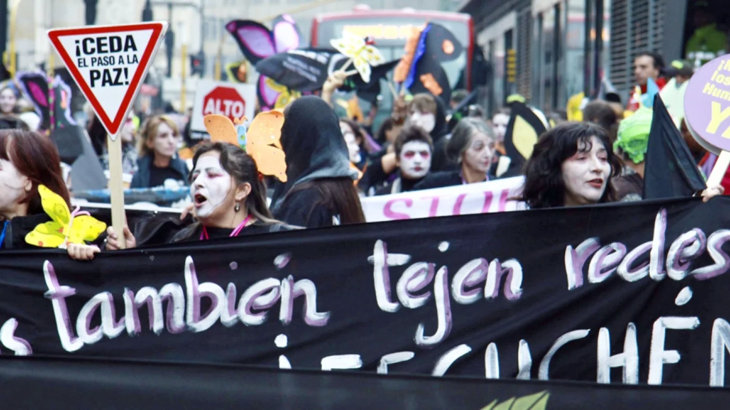 Siyah Giyen Kadınlar/foto:rutapacifica.org