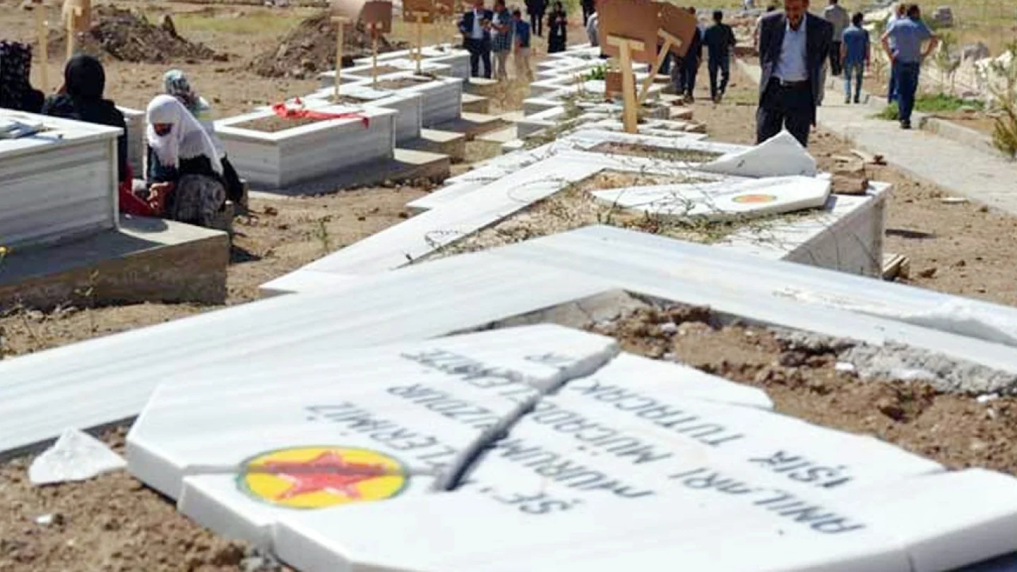 Şehit İsmail Ronahî Mezarlığı/foto:MA