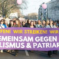 “Hayır” demeyi öğretiyoruz