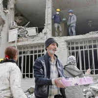 İran halkı iki kötülük arasında