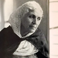 Jina berxwedêr : Mîna Qazî