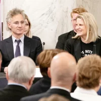 Teknofaşizmin maskesi