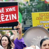 Gelo Kurd naxwazin fêrî Kurdî bibin?