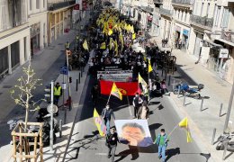 Kürtler Öcalan için alanlardaydı