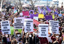 Kendimizi kandırırken…