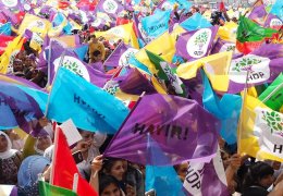 Demokrasi de, değişim de HDP'yi sahiplenmektir