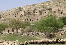 Kiwêx, bin 200 yıllık Êzidî köyü